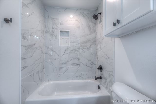 718 N 10th Street, Sapulpa, OK 74066