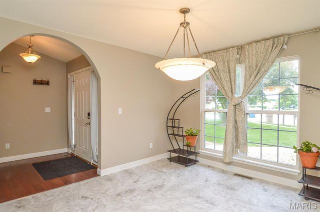 2452 Calico Lane, Maryville, IL 62062