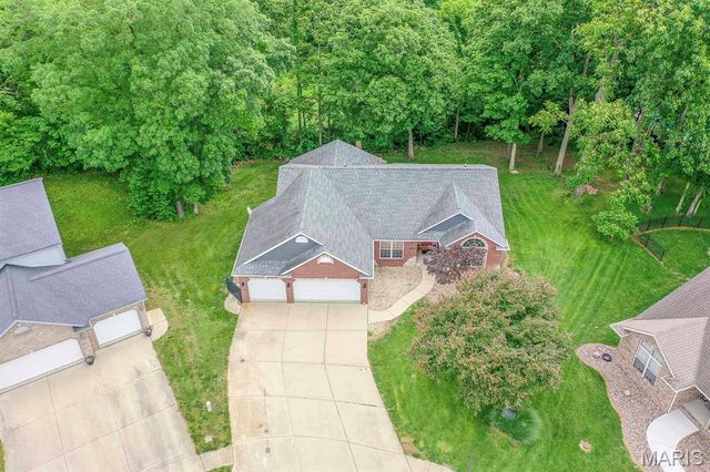 2452 Calico Lane, Maryville, IL 62062