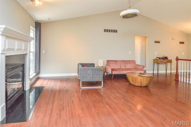 2452 Calico Lane, Maryville, IL 62062