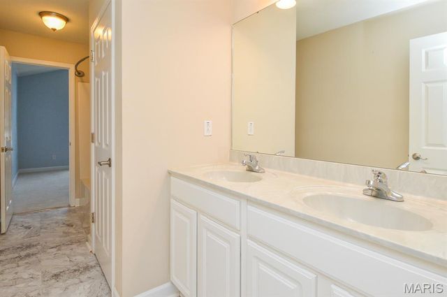 2452 Calico Lane, Maryville, IL 62062
