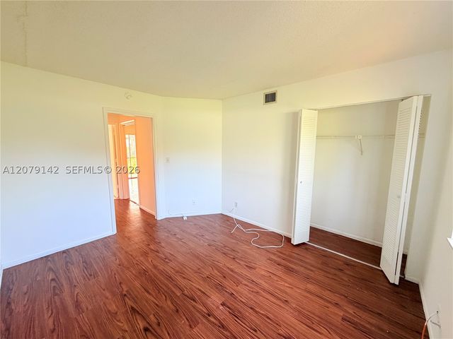 107 Gardens Dr 106, Pompano Beach, FL 33069