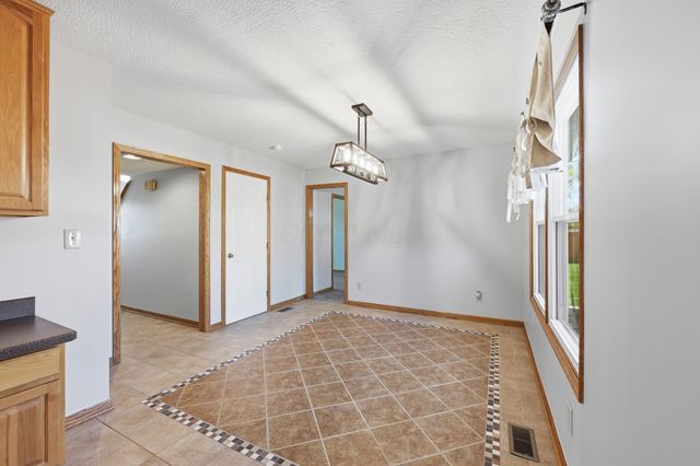 2236 Mardi Court, Grove City, OH 43123