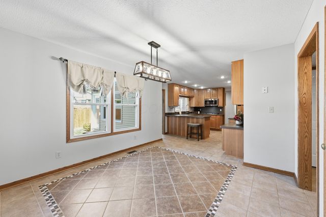 2236 Mardi Court, Grove City, OH 43123