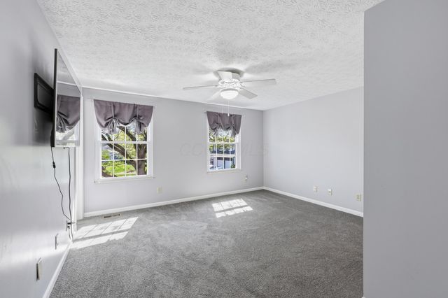 2236 Mardi Court, Grove City, OH 43123