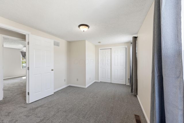 2236 Mardi Court, Grove City, OH 43123