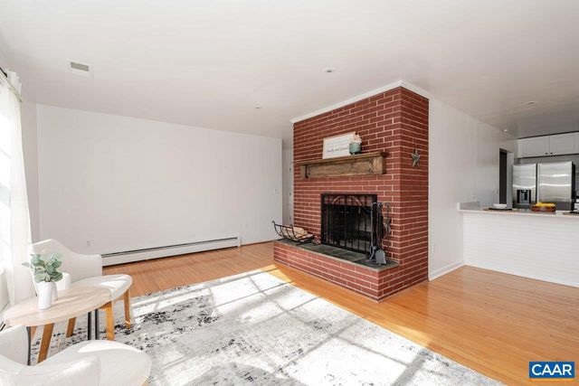 1408 N COALTER ST, Staunton, VA 24401