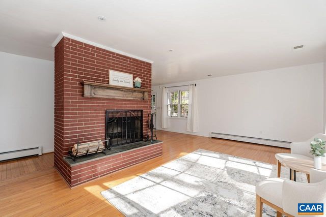 1408 N COALTER ST, Staunton, VA 24401