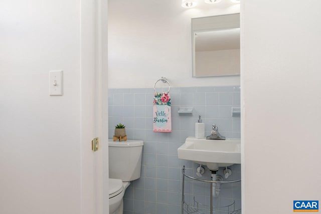 1408 N COALTER ST, Staunton, VA 24401