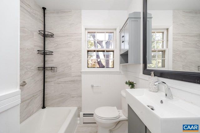 1408 N COALTER ST, Staunton, VA 24401