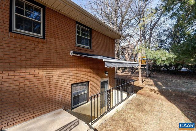 1408 N COALTER ST, Staunton, VA 24401