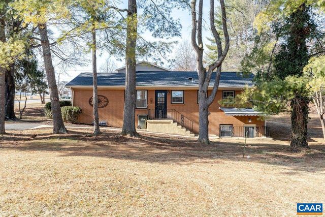 1408 N COALTER ST, Staunton, VA 24401