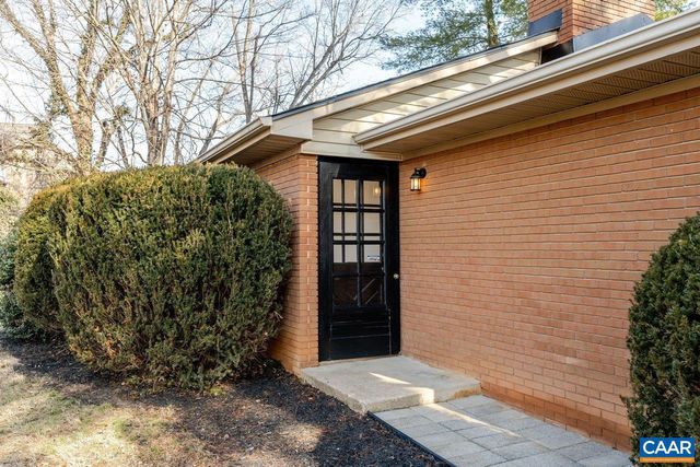 1408 N COALTER ST, Staunton, VA 24401