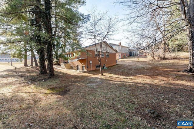 1408 N COALTER ST, Staunton, VA 24401