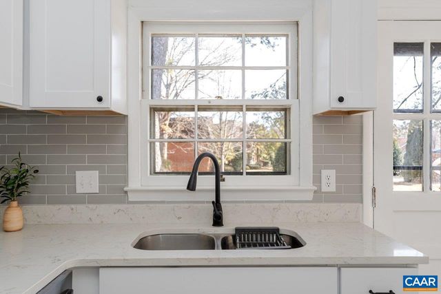 1408 N COALTER ST, Staunton, VA 24401