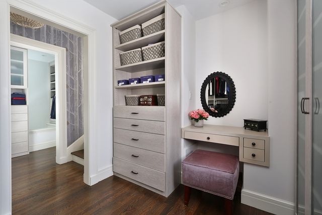 39 Worthington Rd, Brookline, MA 02446
