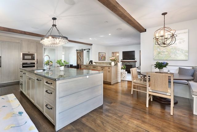 39 Worthington Rd, Brookline, MA 02446