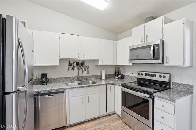 304 North Linn Lane, Las Vegas, NV 89110