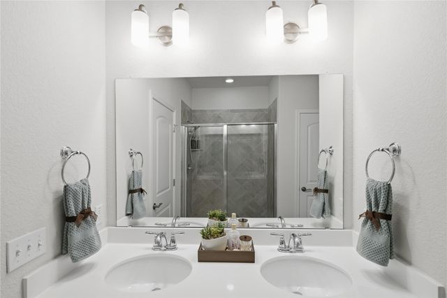 167 Limonite LN, Liberty Hill, TX 78642