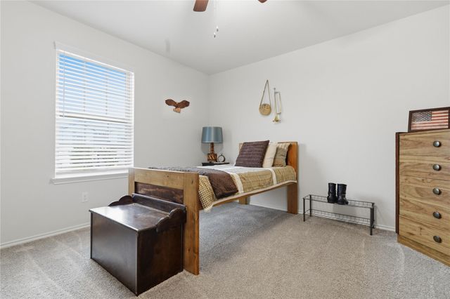 167 Limonite LN, Liberty Hill, TX 78642