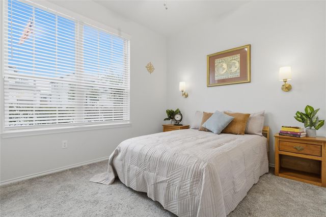 167 Limonite LN, Liberty Hill, TX 78642