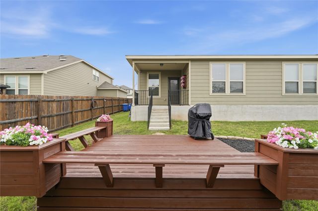 167 Limonite LN, Liberty Hill, TX 78642