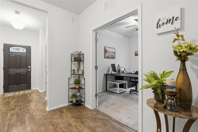 167 Limonite LN, Liberty Hill, TX 78642