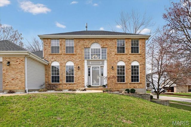 975 Arlington Glen Drive, Fenton, MO 63026