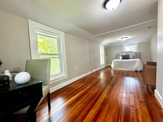 4 Ryan St, Randolph, MA 02368