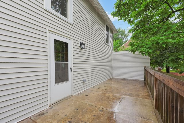 4 Ryan St, Randolph, MA 02368