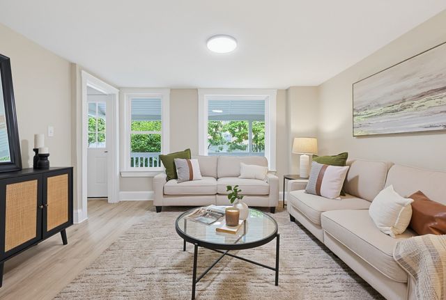 4 Ryan St, Randolph, MA 02368