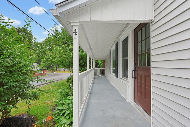 4 Ryan St, Randolph, MA 02368
