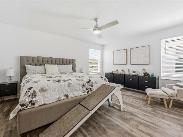 11216 LISTENING DRIVE, Orlando, FL 32832