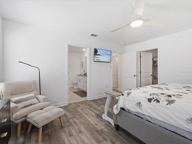 11216 LISTENING DRIVE, Orlando, FL 32832