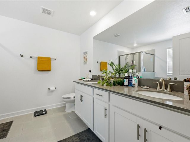 11216 LISTENING DRIVE, Orlando, FL 32832