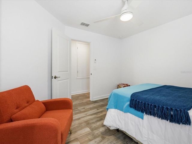 11216 LISTENING DRIVE, Orlando, FL 32832