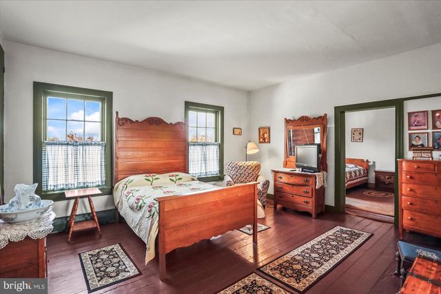 2299 BALTIMORE PIKE, Hanover, PA 17331