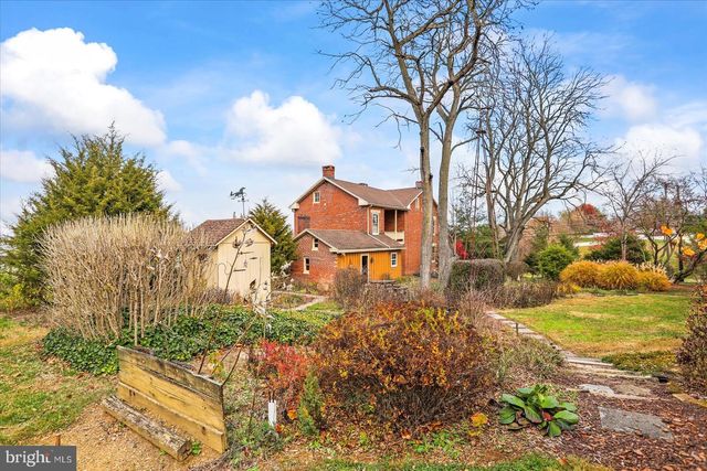 2299 BALTIMORE PIKE, Hanover, PA 17331