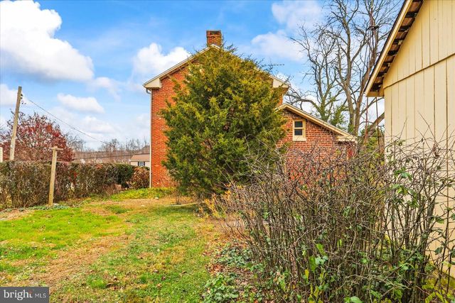 2299 BALTIMORE PIKE, Hanover, PA 17331