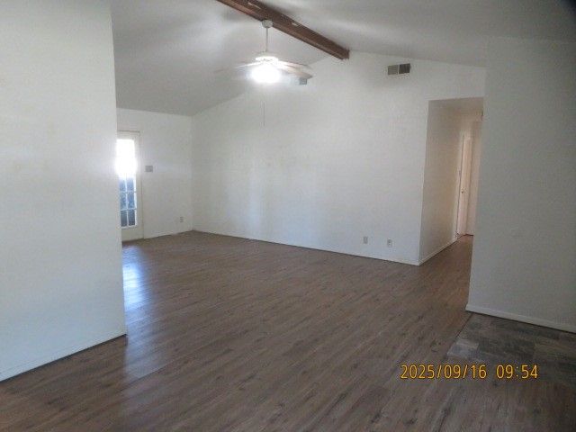 221 N 1st Street, Mabank, TX 75147