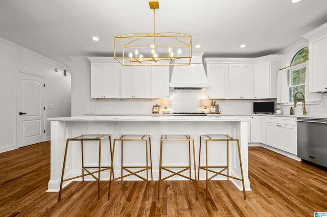 176 NEW HOPE MTN ROAD, Indian Springs Village, AL 35124