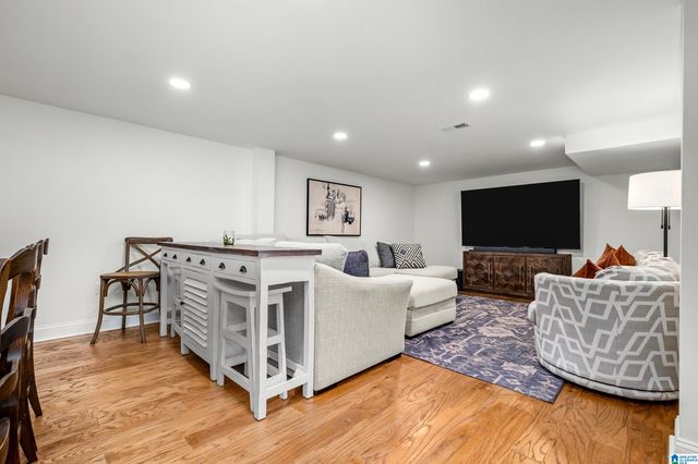 176 NEW HOPE MTN ROAD, Indian Springs Village, AL 35124