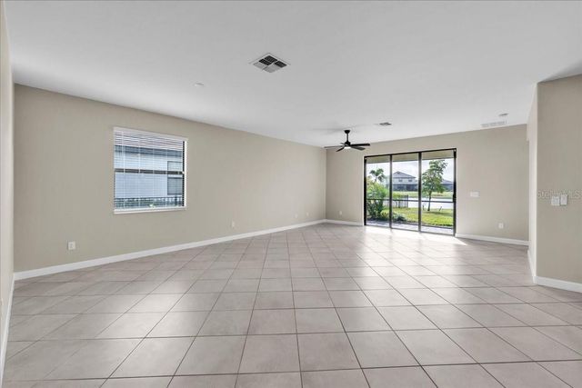 5157 CORAL REEF WAY, Bradenton, FL 34211