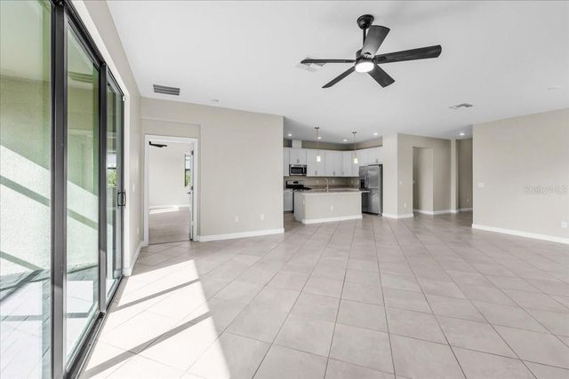 5157 CORAL REEF WAY, Bradenton, FL 34211