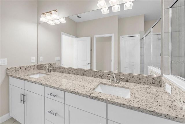 5157 CORAL REEF WAY, Bradenton, FL 34211