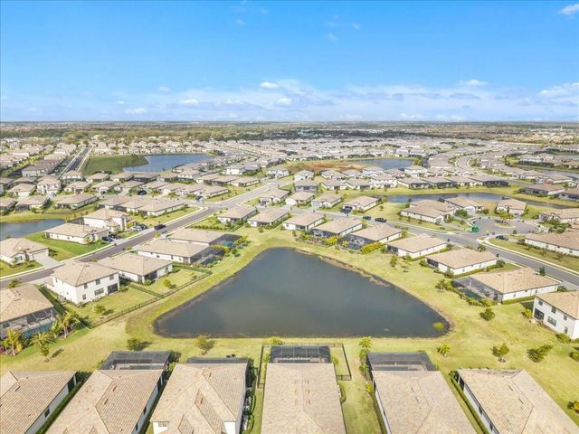 5157 CORAL REEF WAY, Bradenton, FL 34211