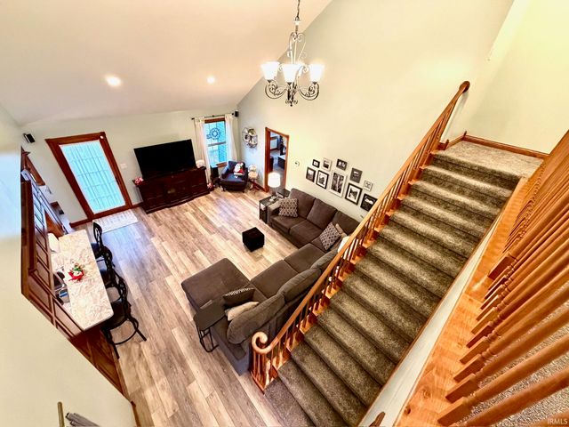 223 Steeple Pointe Lane, Bedford, IN 47421