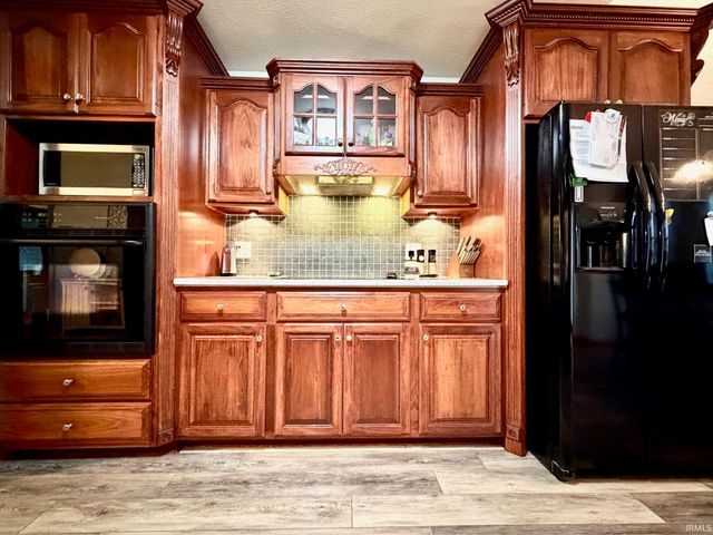 223 Steeple Pointe Lane, Bedford, IN 47421