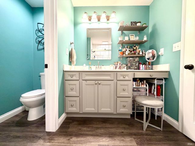 223 Steeple Pointe Lane, Bedford, IN 47421