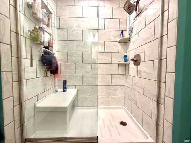 223 Steeple Pointe Lane, Bedford, IN 47421